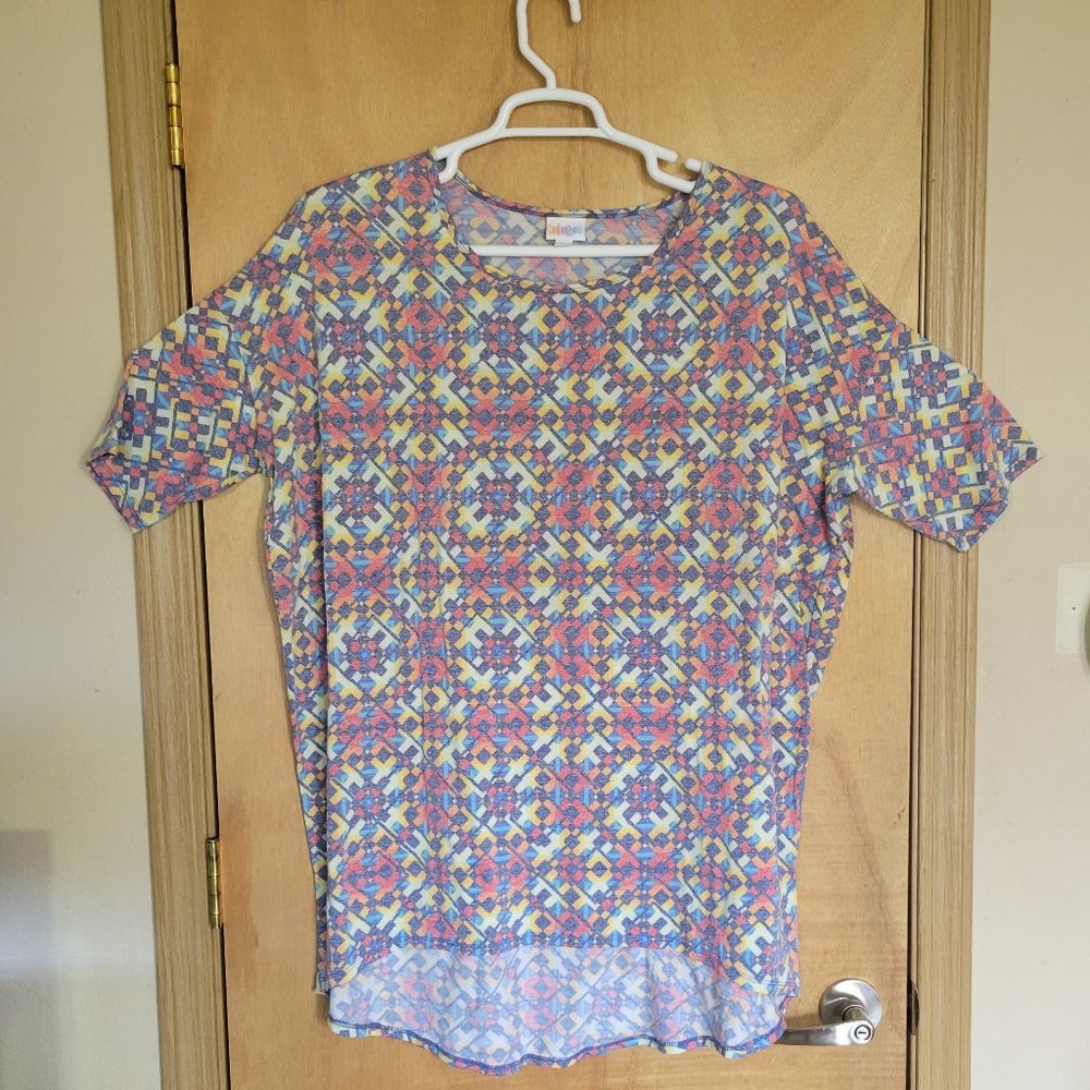 💚Lularoe XL Short Sleeve Shirt Geo Print Blue Red Orange